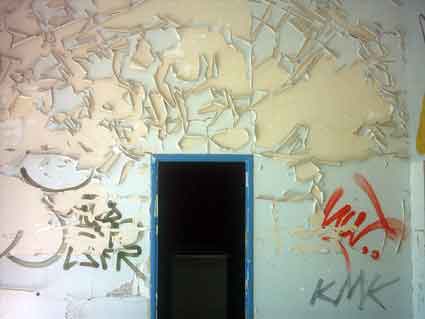 on the wall bis